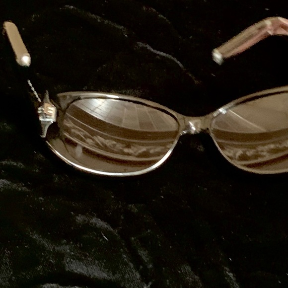 Fendi vintage FS407 logo sunglasses - Picture 9 of 14